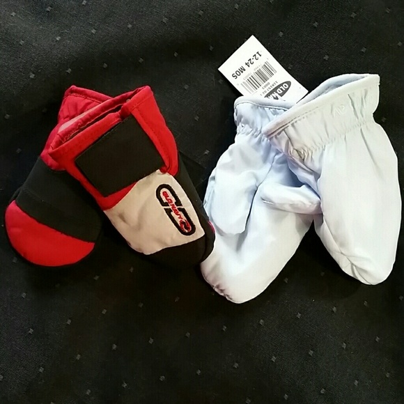 NWT 2 sets of baby gloves. - Picture 1 of 3