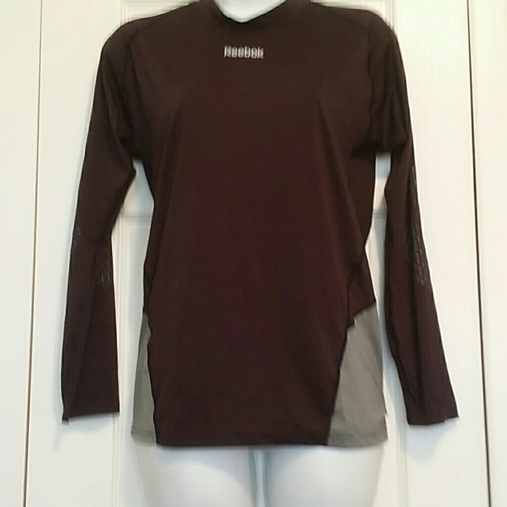 REBOCK BLACK AND GREY TOP.