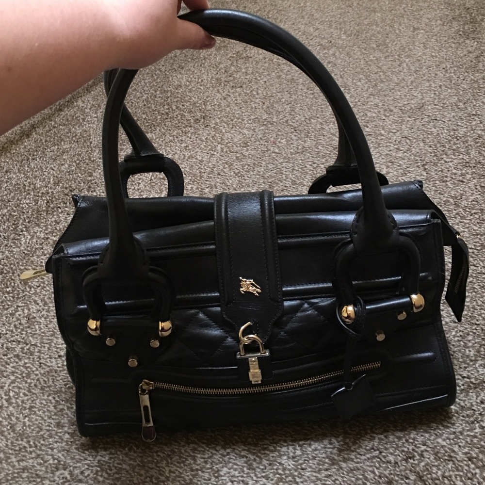 Burberry large manor purse