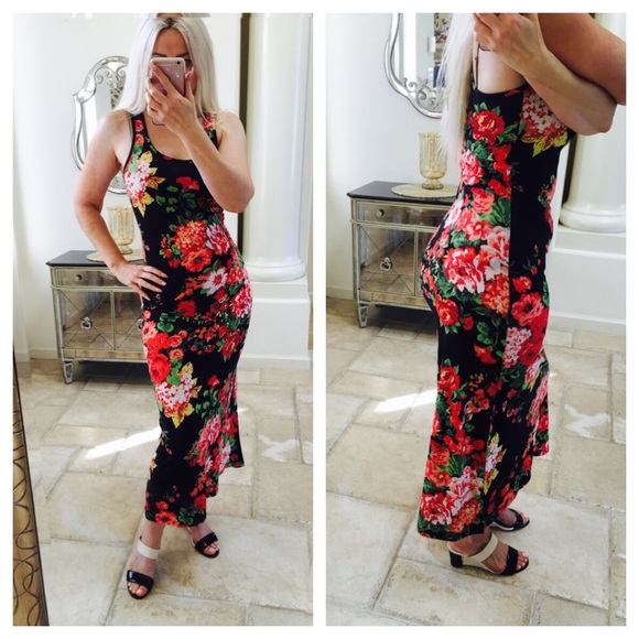 Ambiance Dresses & Skirts - Dress floral stretch maxi tank racerback long