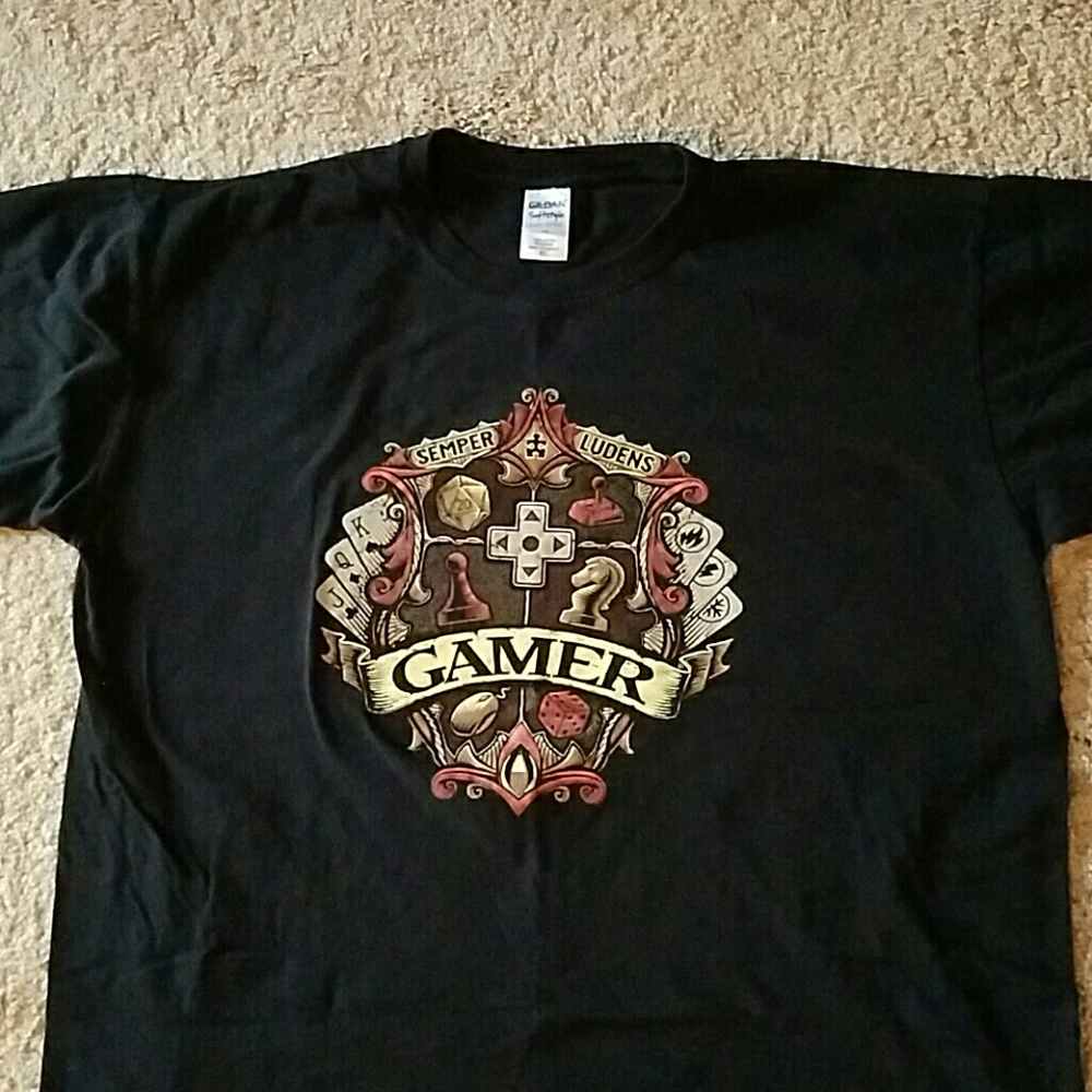 Men's Gamer Themed XL T-shirt