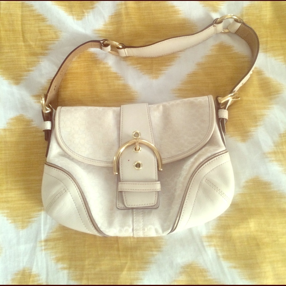 AUTHENTIC COACH. Small white canvas purse