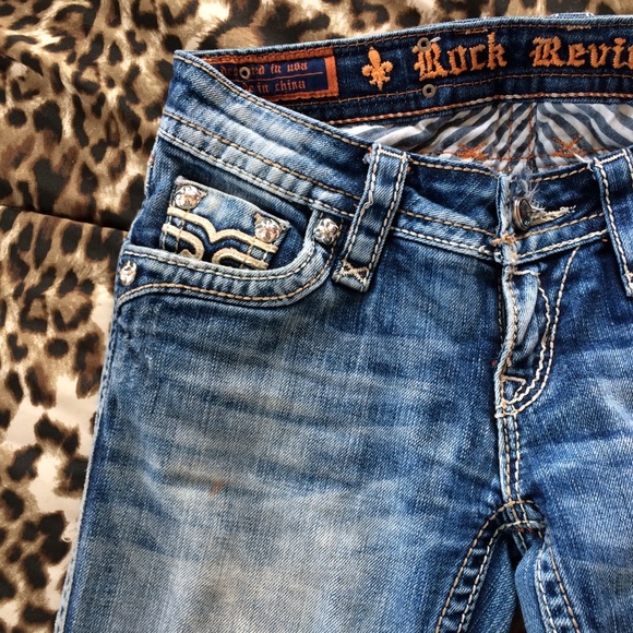 Sold Locally - Picture 2 of 4