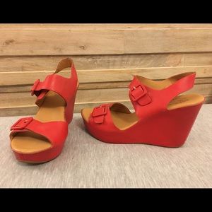 BRAND NEW Kork-Ease wedge