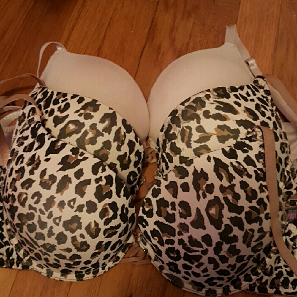 Bundle of 3 32B Bombshell Off Brand Bras