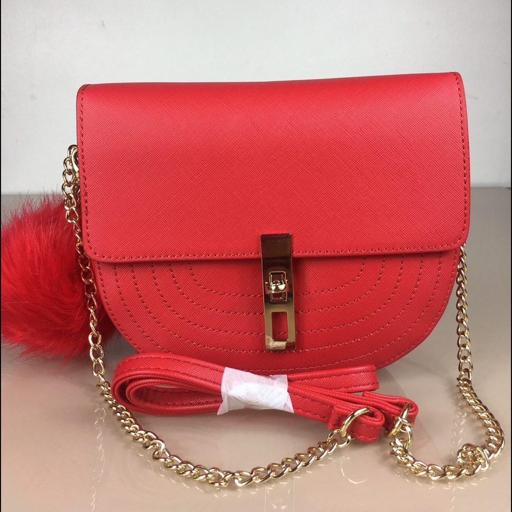 🖤Last one 🖤BCBG Arrow Cross Body Bag - Picture 4 of 8