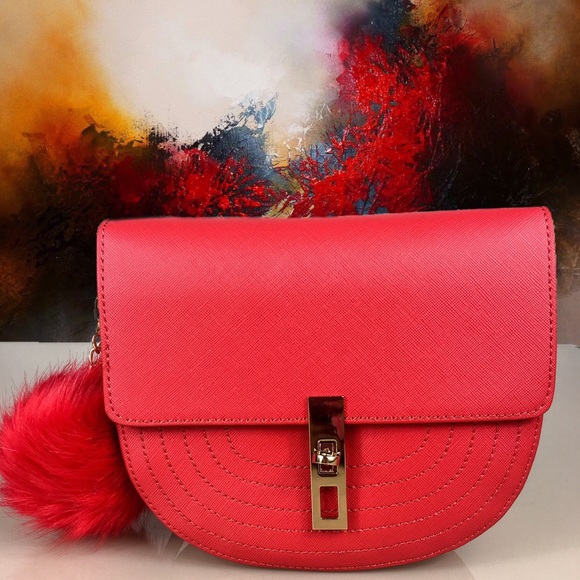 🖤Last one 🖤BCBG Arrow Cross Body Bag - Picture 8 of 8