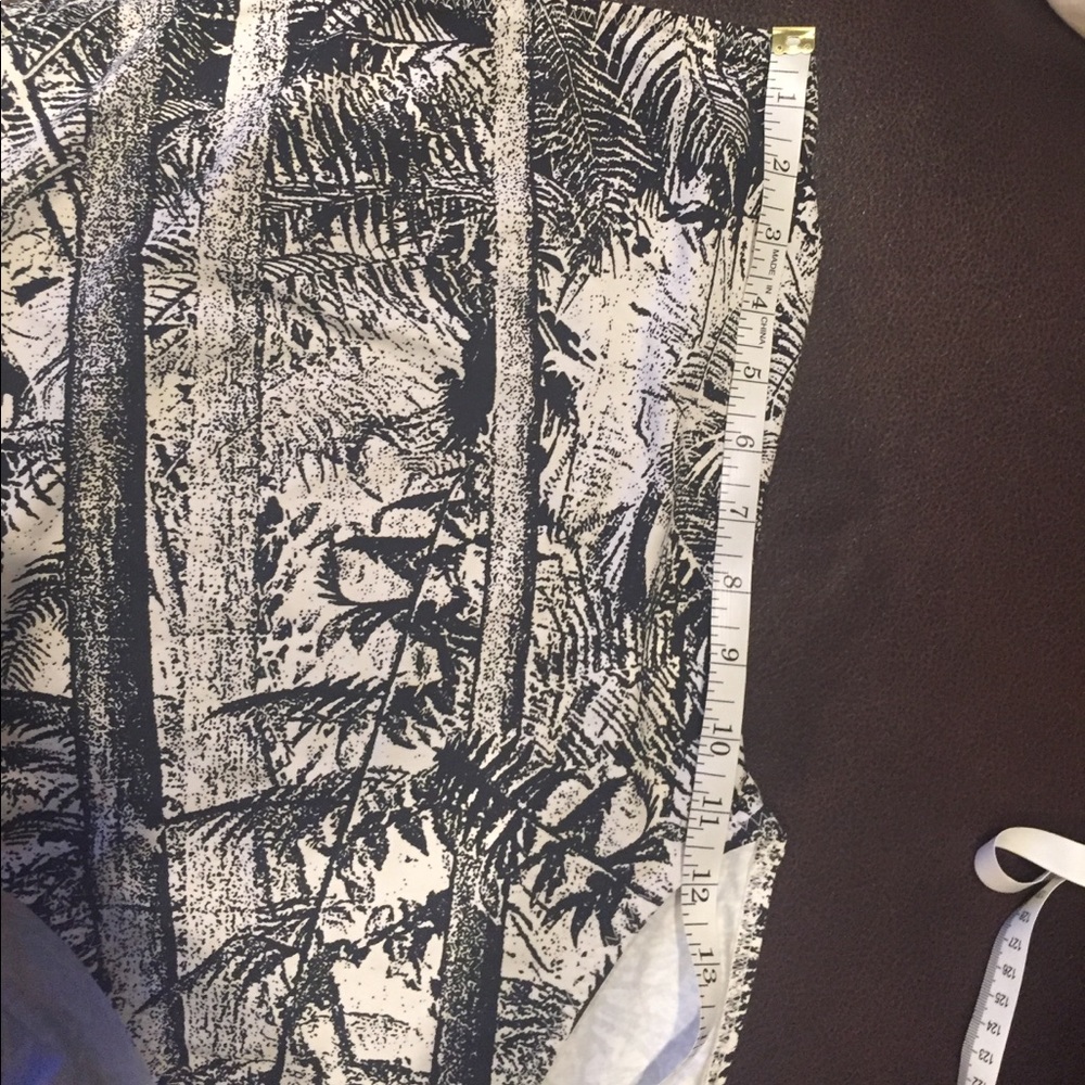**Norma Kamali bishop jungle prt bathingsuit** - Picture 6 of 8