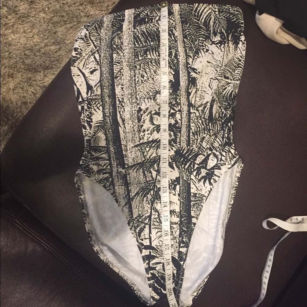 **Norma Kamali bishop jungle prt bathingsuit** - Picture 7 of 8