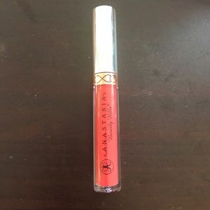 Anastasia Beverly Hills Strawberry Liquid Lipstick
