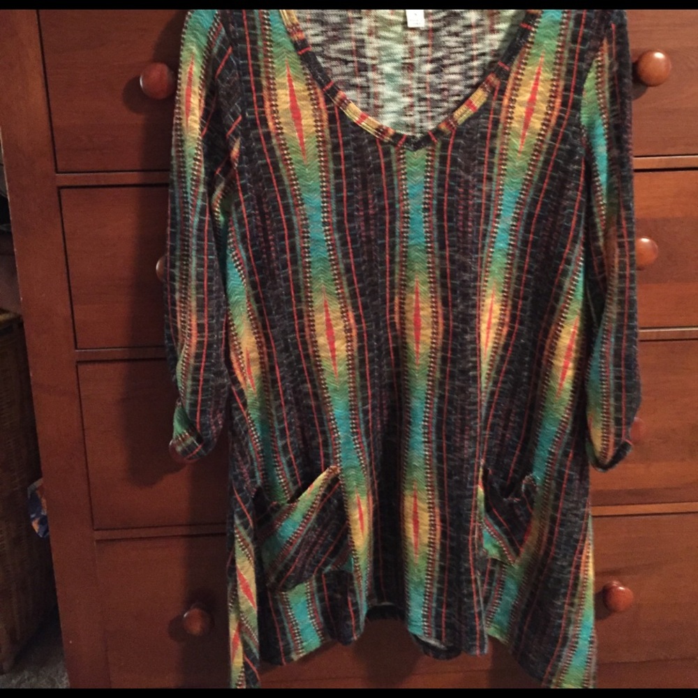 Aztec design shark bite tunic