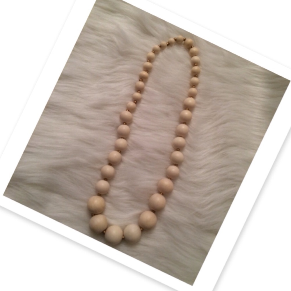 🌷 Xhilaration Chunky Bead Necklace - Picture 3 of 3