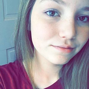 Meet your Posher, Katelyn