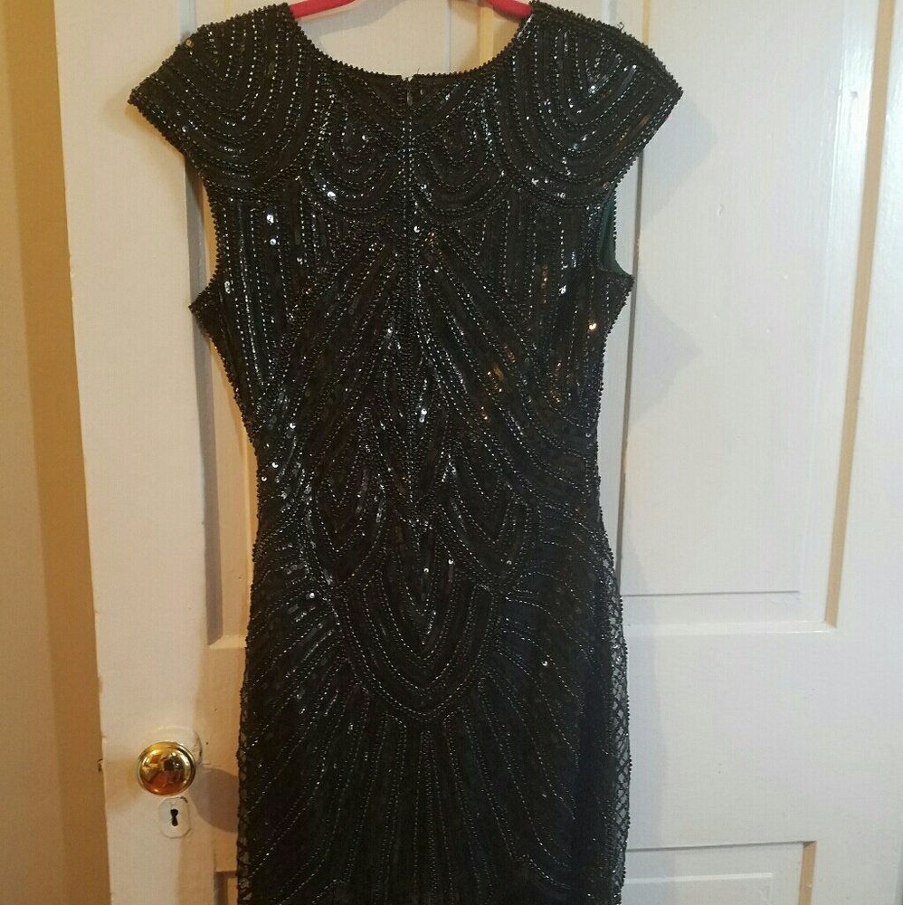 Sequence capped sleeve flapper dress