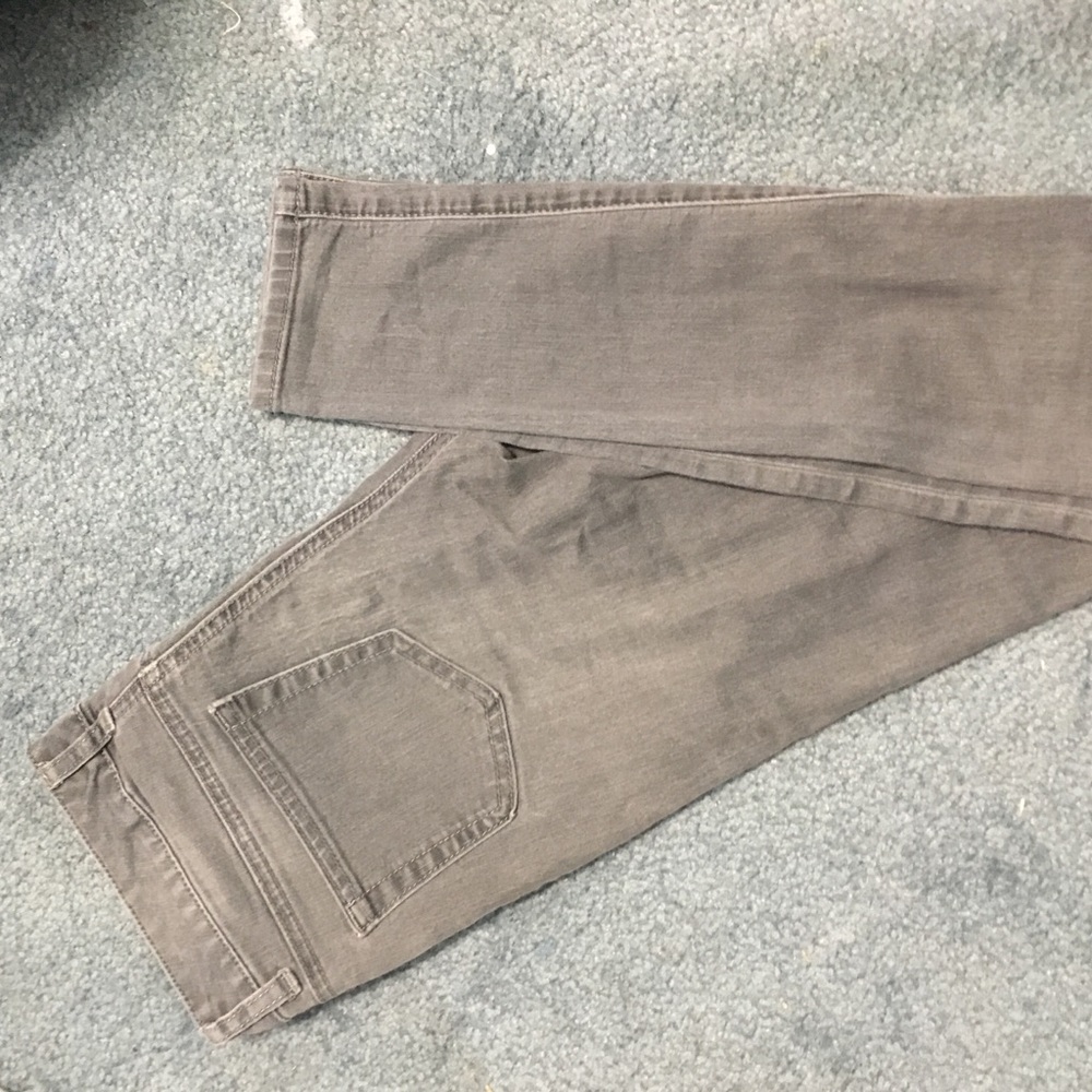 Size 0 Charlotte Russe gray skinny jeans