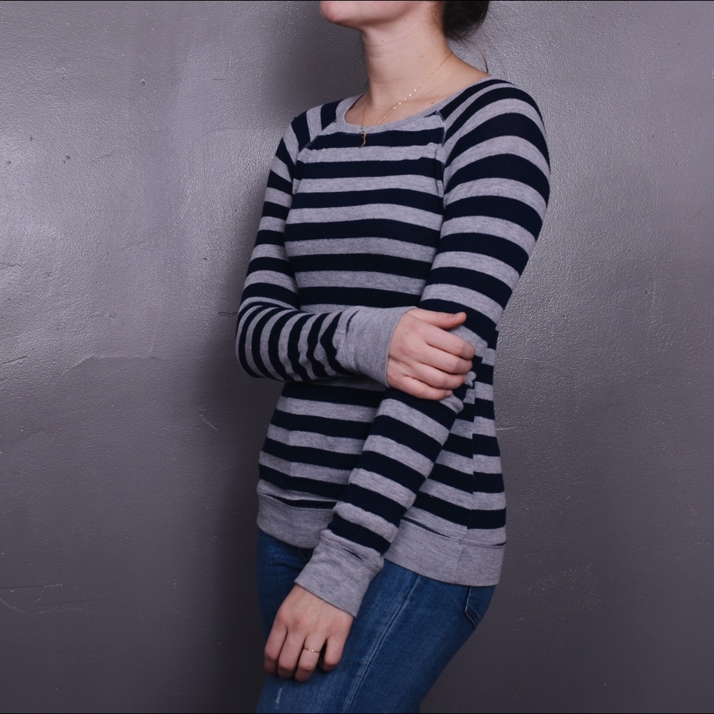 Blue & Gray Long Sleeved Top.