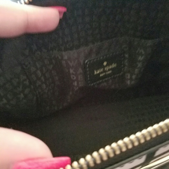 Kate Spade Crossbody - Picture 4 of 7