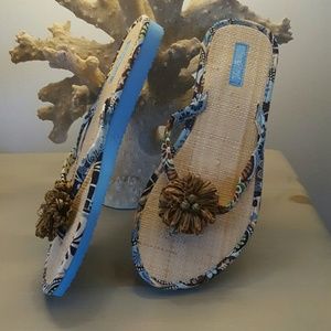 New without tags Vera Bradley flip flops