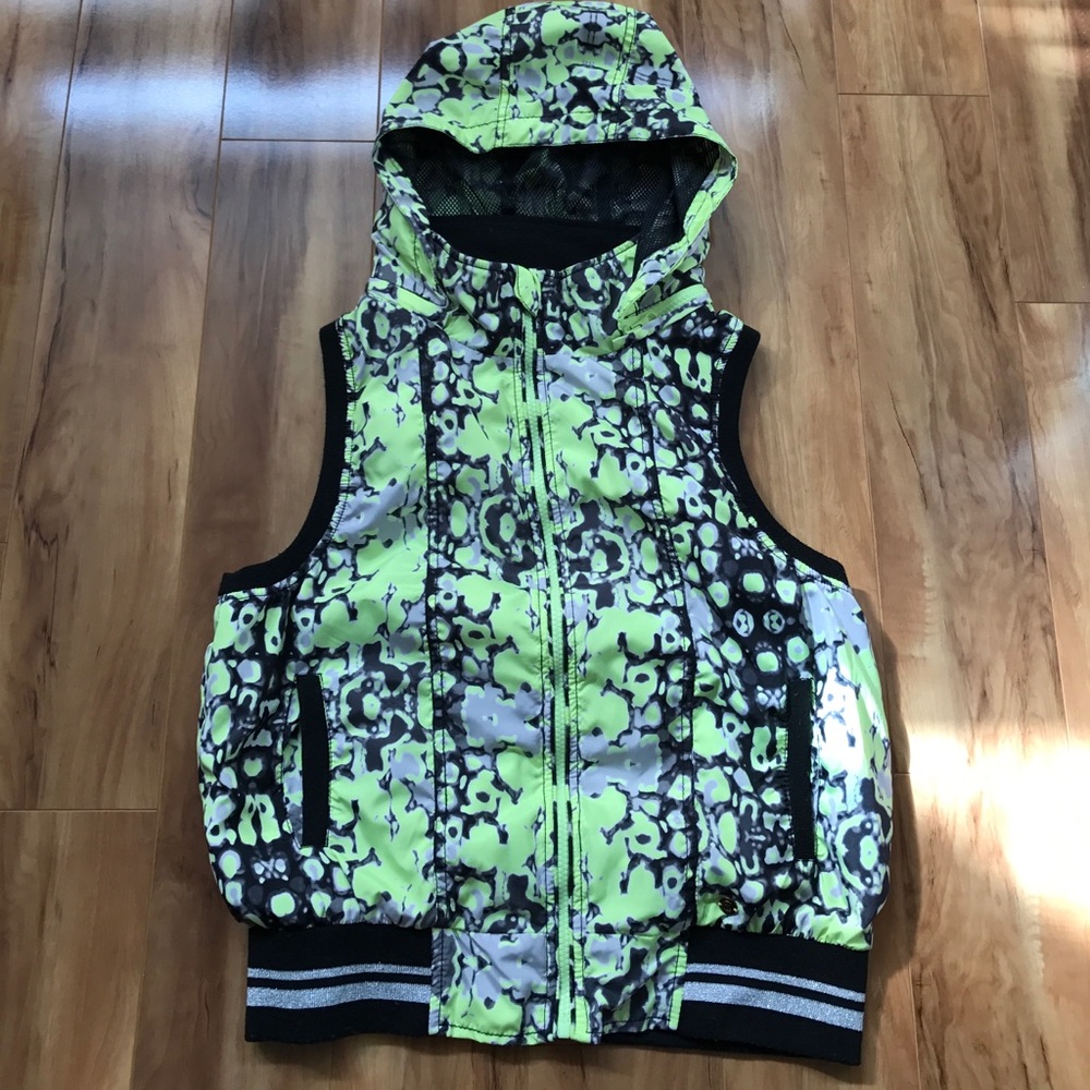 Hooded vest