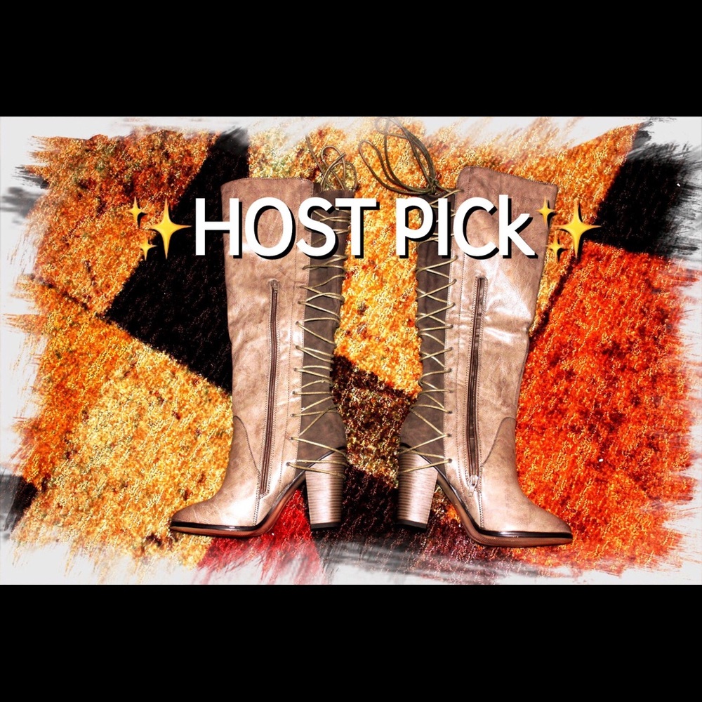 ✂️✂️Never worn super cute laced up boots✂️✂️