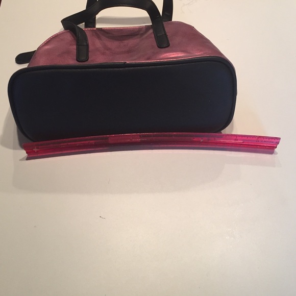 Metallic Plum purse NWT - Picture 4 of 4