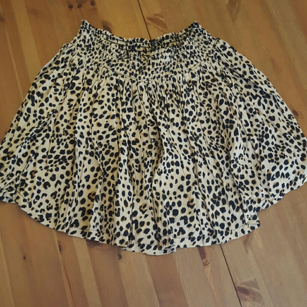 Leopard mini skirt H&M