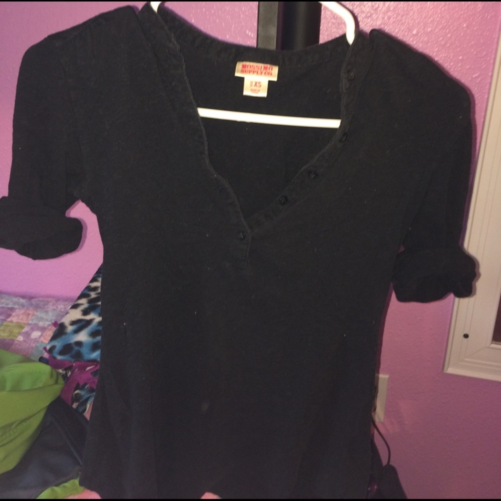 Quarter sleeve tee