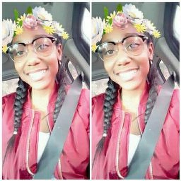 Meet your Posher, Diamond - Picture 1 of 1