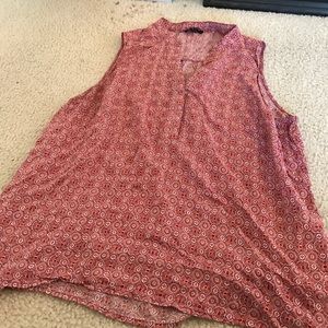 Sleeveless top