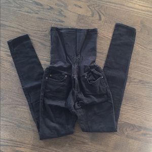Lightweight black maternity jeggings