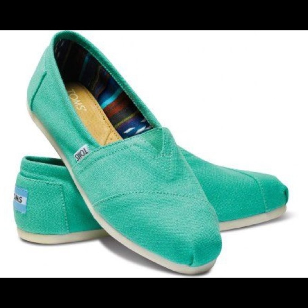 Teal TOMS shoes!