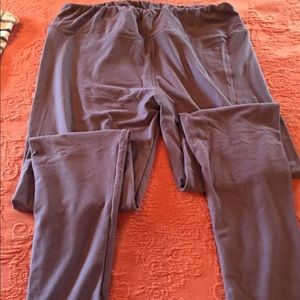 Tall and Curvy LuLaRoe purple leggings, LNC