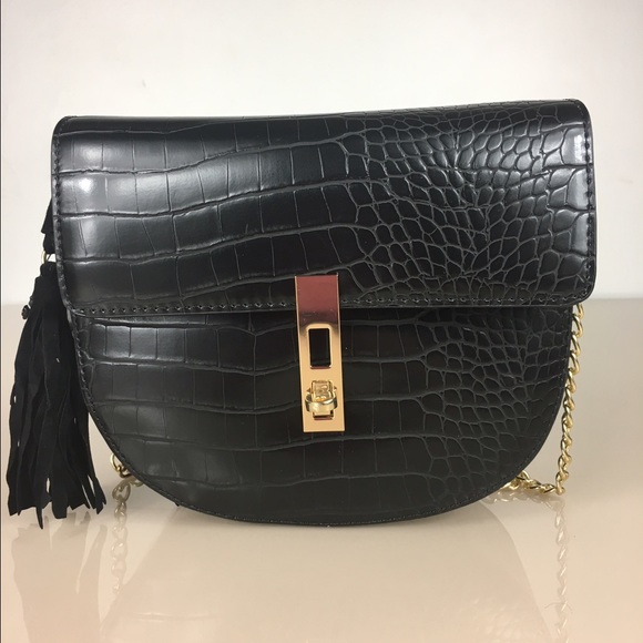 LAST ONE BCBG Arrow Cross Body - Picture 7 of 8