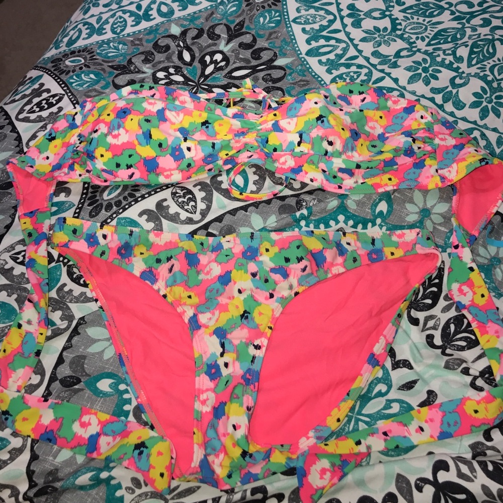 Bikini top and bottom