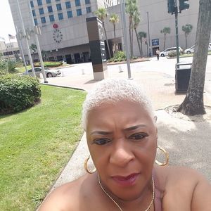 Meet your Posher, Phillis