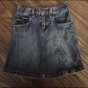 🚫sold 🚫Adorable girls denim skirt w/ hearts 💕