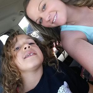 Meet your Posher, Roxanna