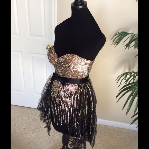 Terani Couture strapless black Gold sequence dress - Picture 4 of 4
