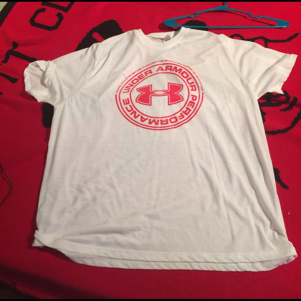 Under Armor T-Shirt