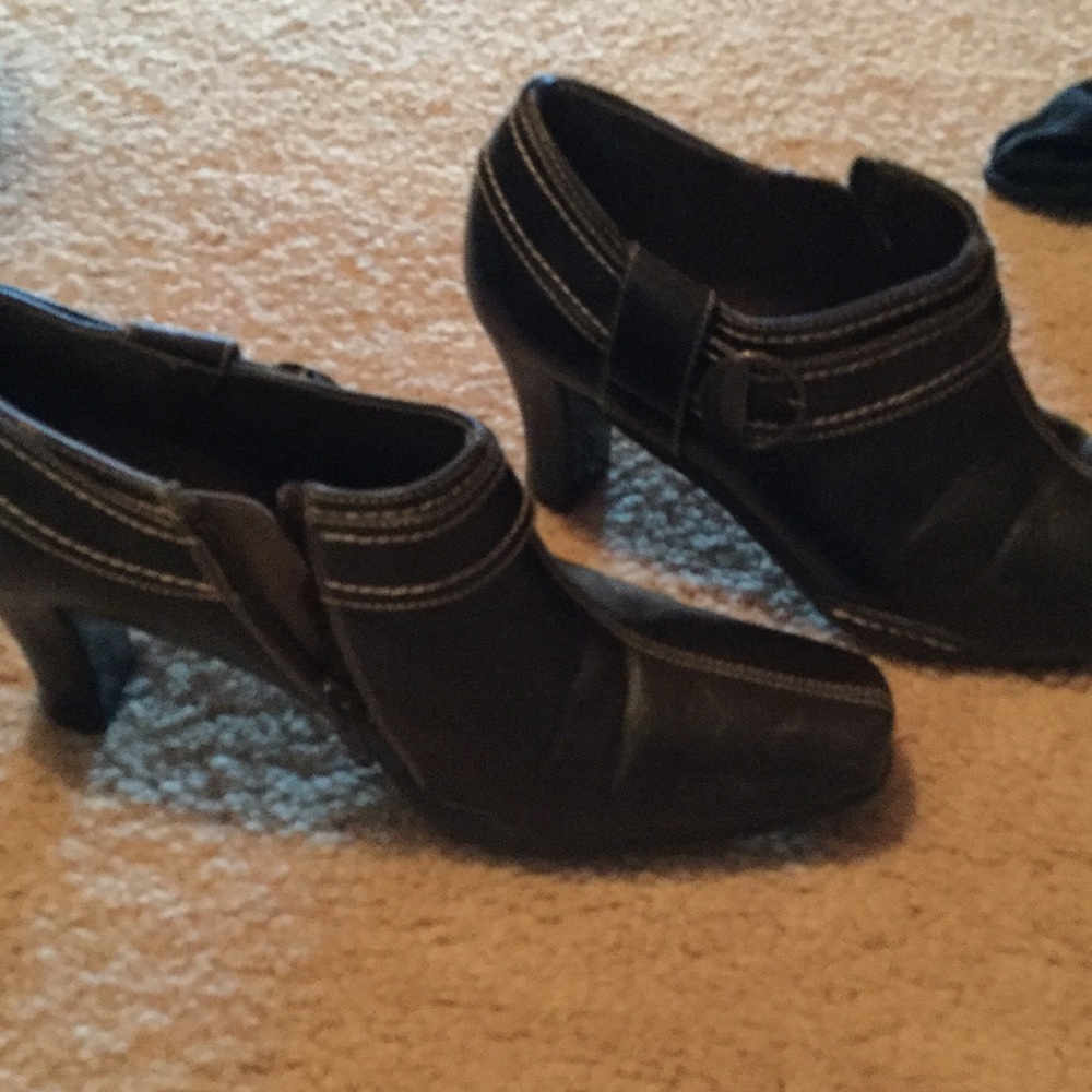 Brown ankle boots