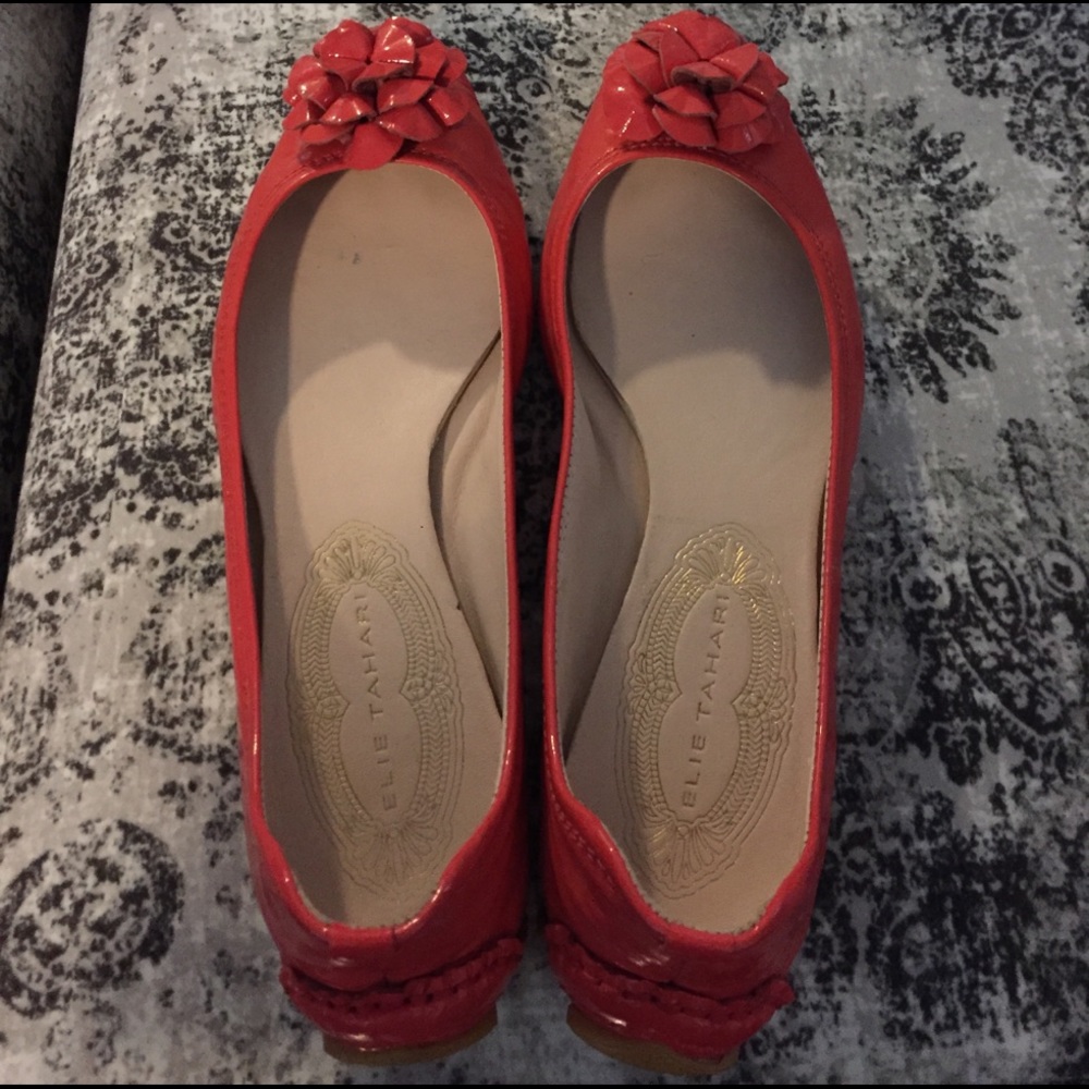 Tahari flats- too big for me.  I used insoles.