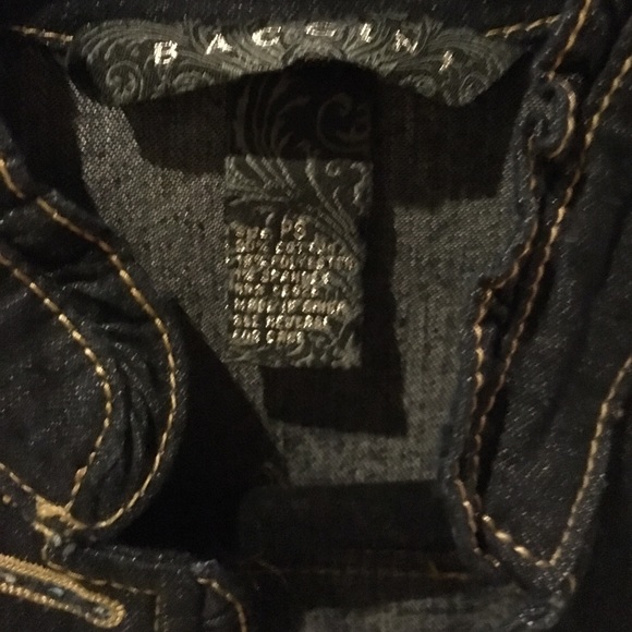 Jean jacket - Picture 2 of 3