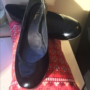 Classic Cole Haan Black Patent Leather Wedges