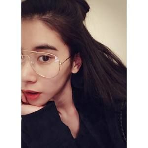 Meet your Posher, Nguyen