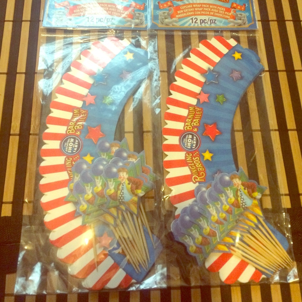 24 2 dozen clown circus cupcake wrappers picks