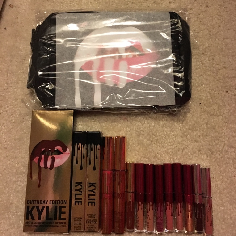 Kylie cosmetics birthday holiday valentine koko