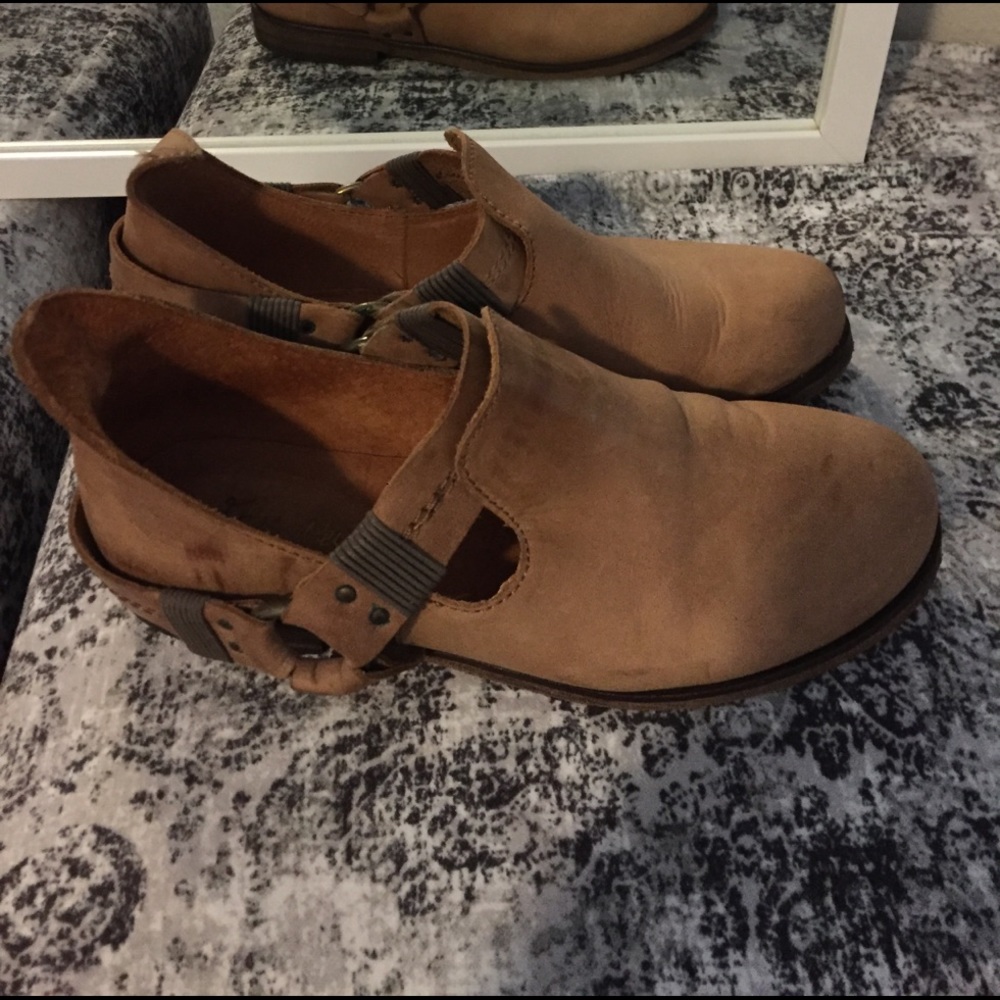 Free People leather shoes
