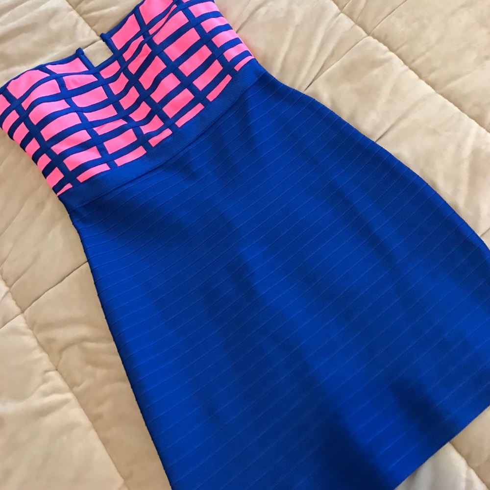 Bebe body con colorblock dress!