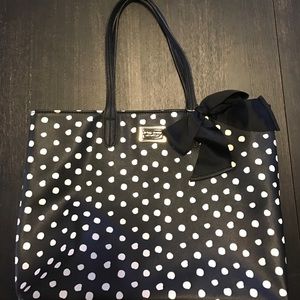 Black and White Betsy Johnson purse
