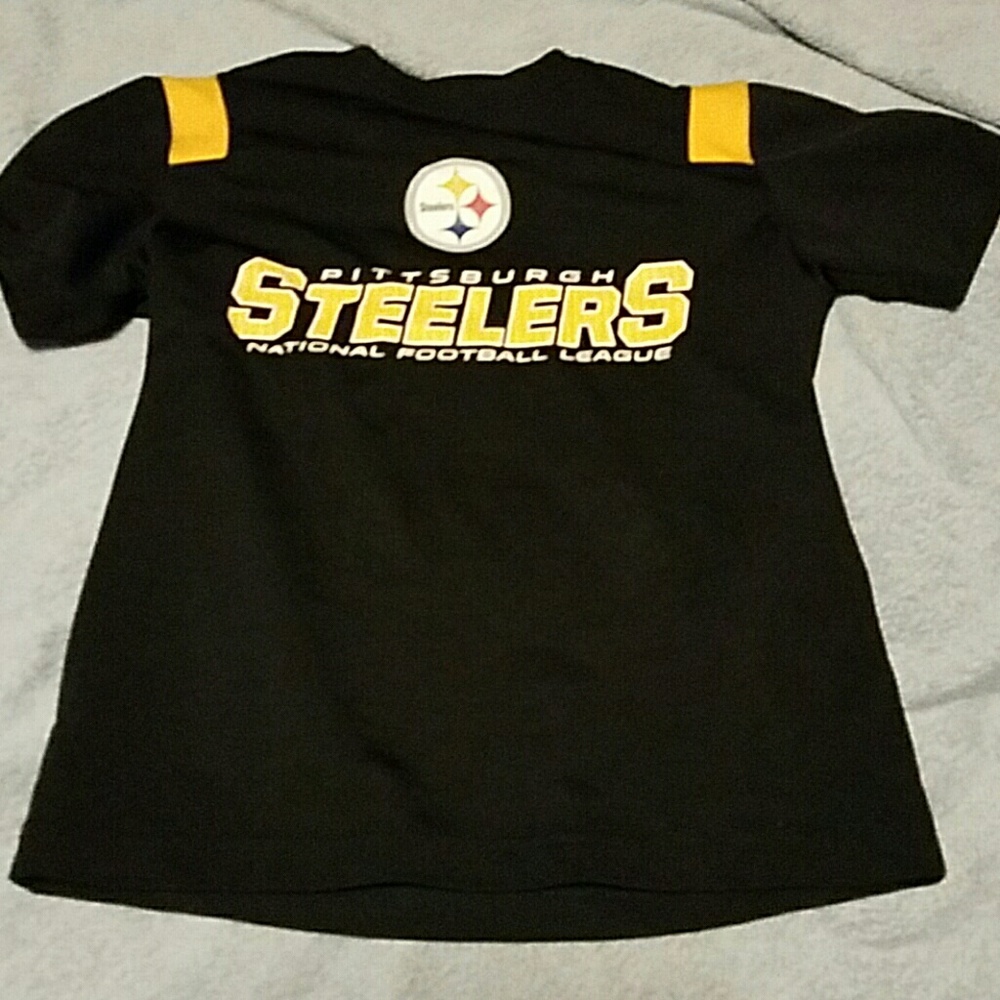 Boys t shirt size youth 8